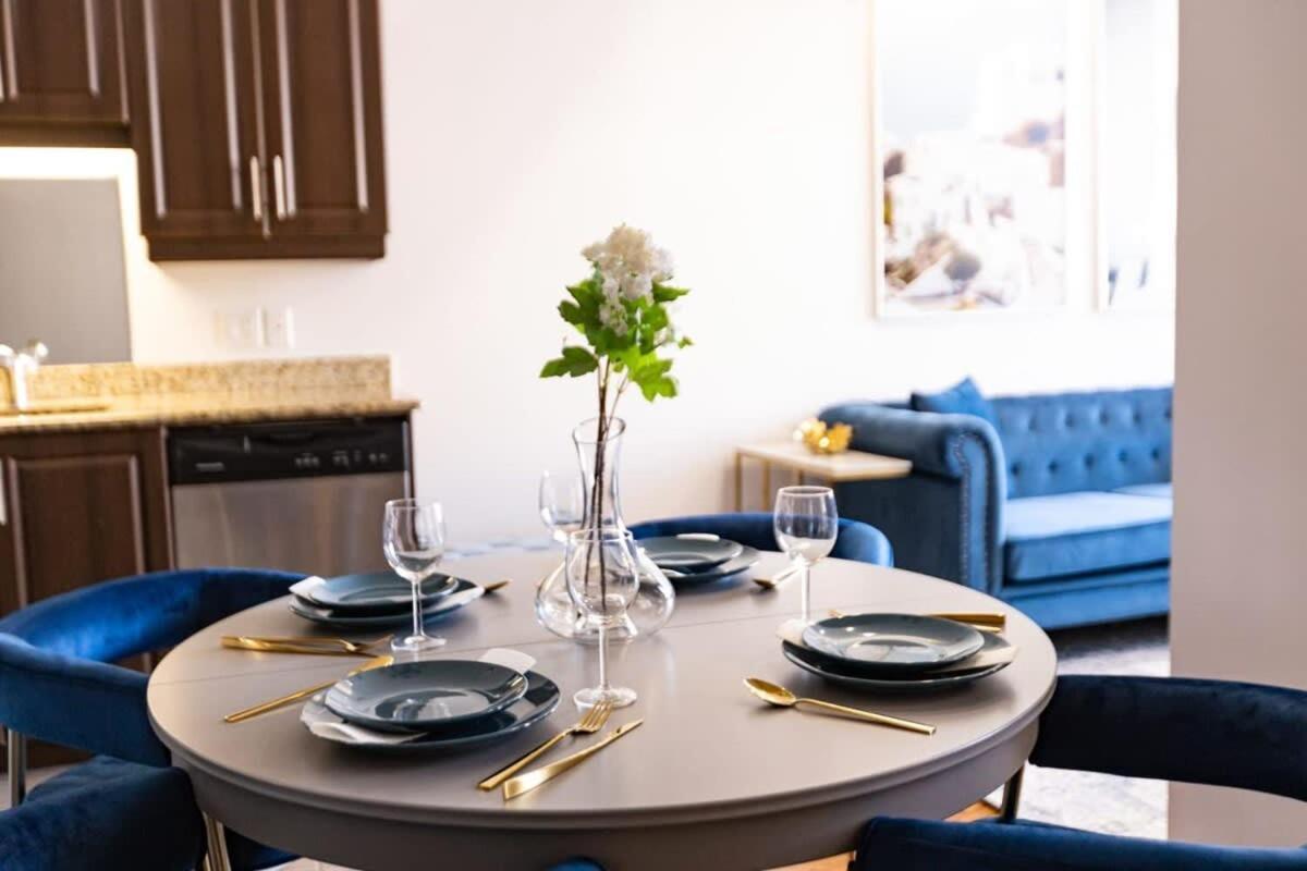 M11 Gorgeous 3Br Wkingbed Perfect Location Appartement Montréal Buitenkant foto